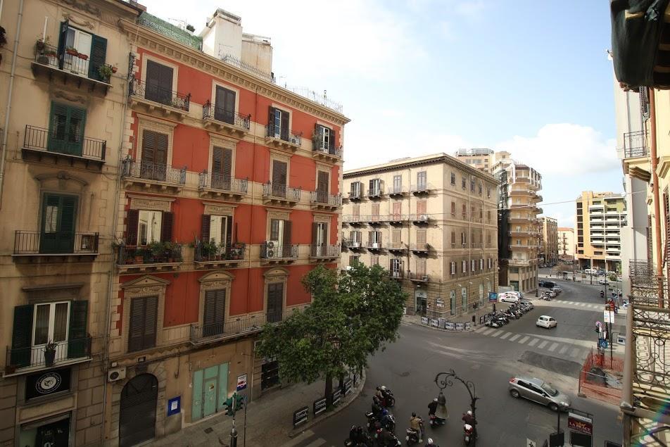La Casetta Del Turista Palermo Exteriör bild